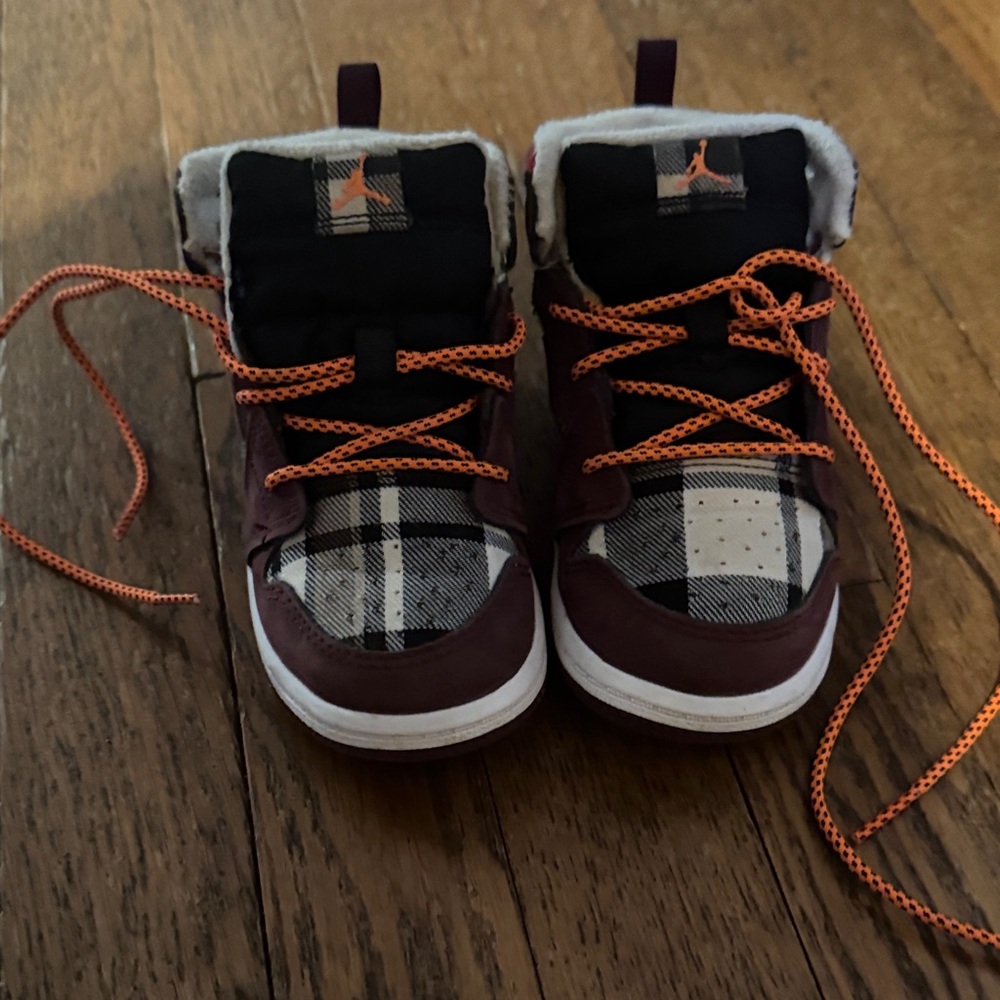 Nike Kids' Burgundy and Black Plaid Sneakers